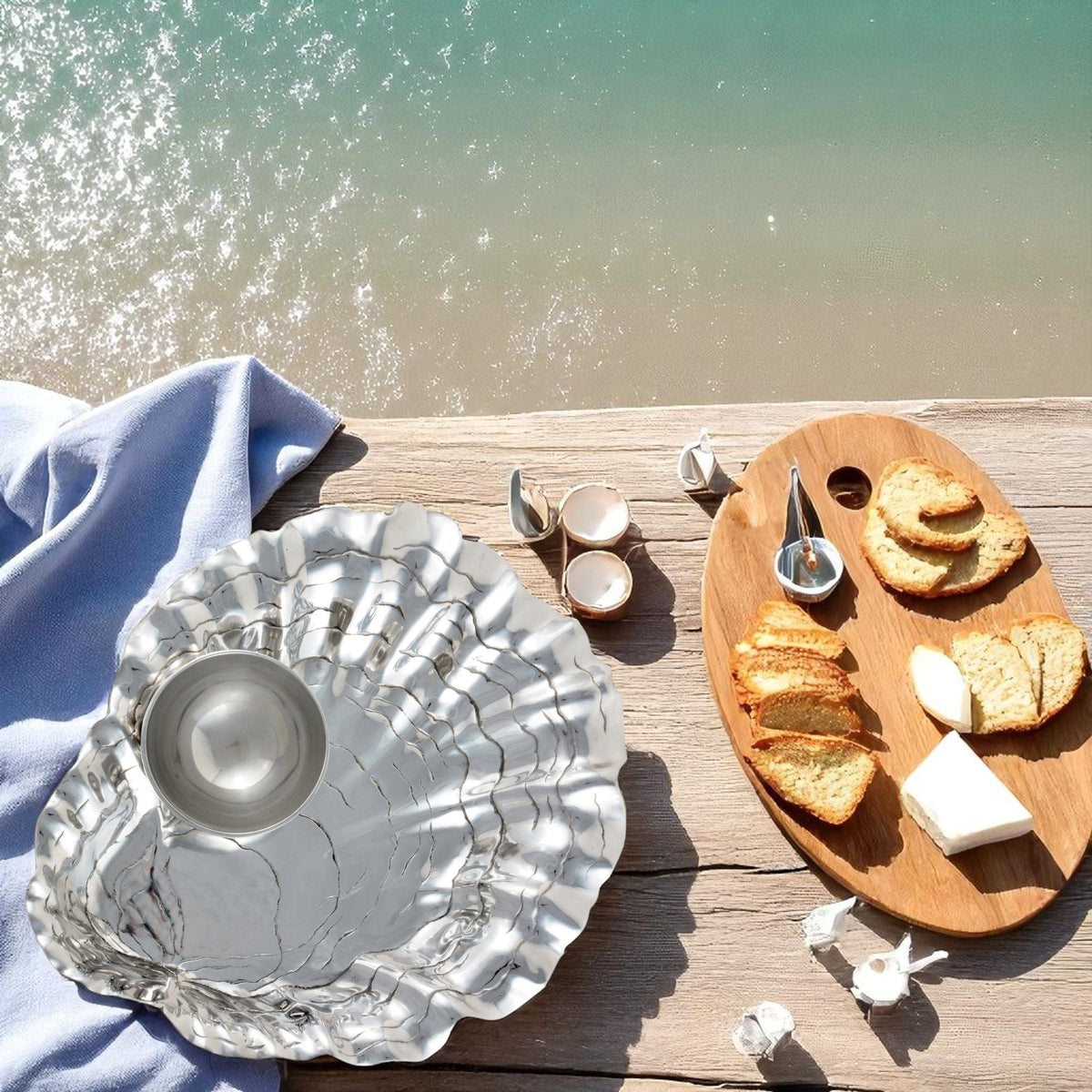 Arthur Court Sea and Shore Oyster W/Pearl Chip & Dip