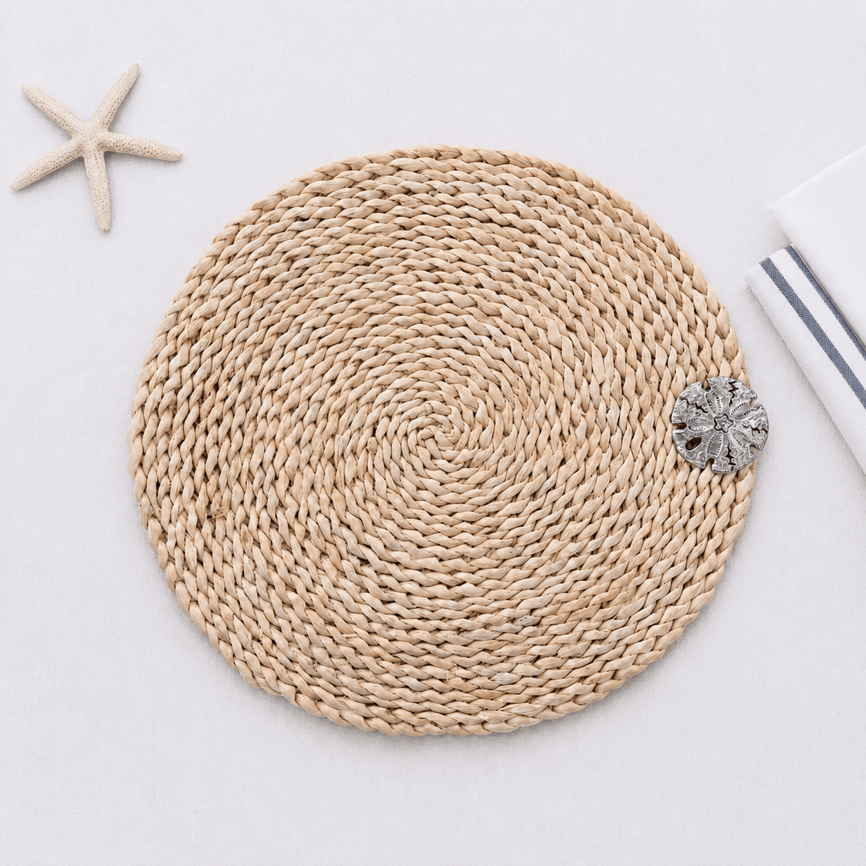 Arthur Court Sea and Shore Sand Dollar Twisted Seagrass Placemats - set of 4