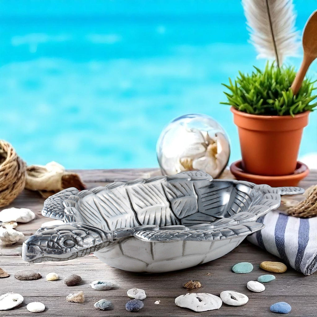 Arthur Court Sea and Shore Sea Turtle Oval Bowl