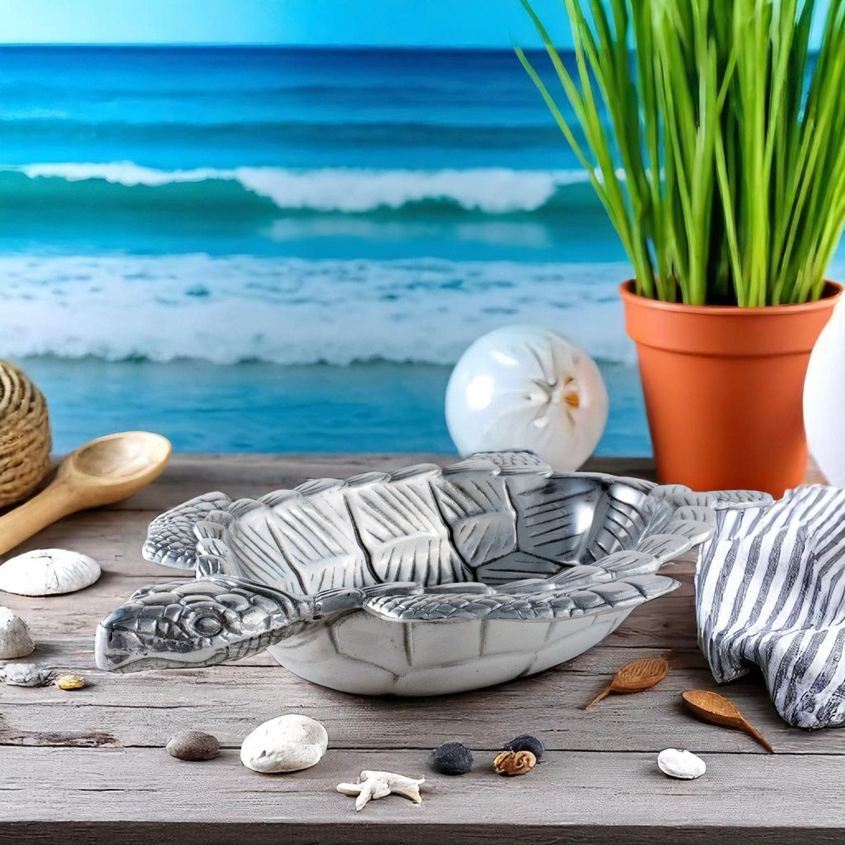 Arthur Court Sea and Shore Sea Turtle Oval Bowl