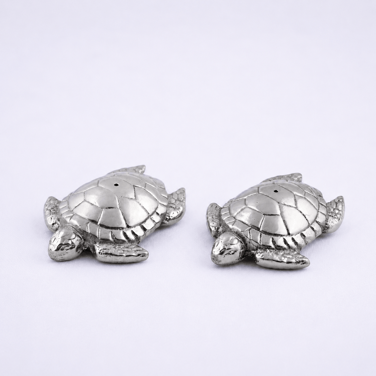 Arthur Court Sea and Shore Sea Turtle Salt and Pepper Set