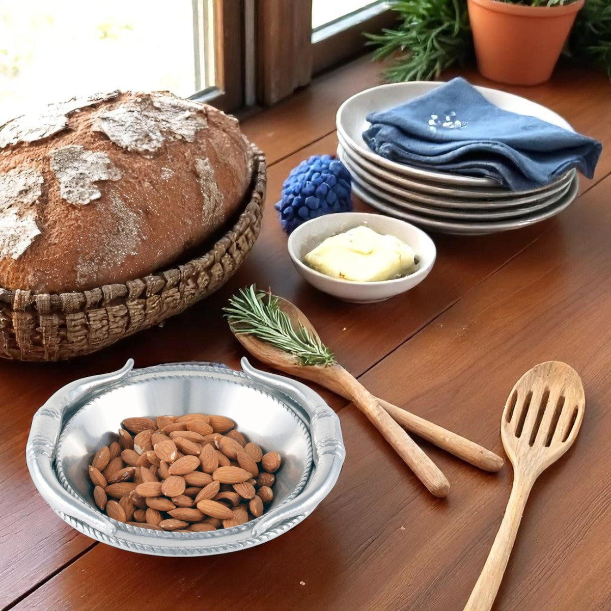 Arthur Court Western Frontier Longhorn 6 Bowl