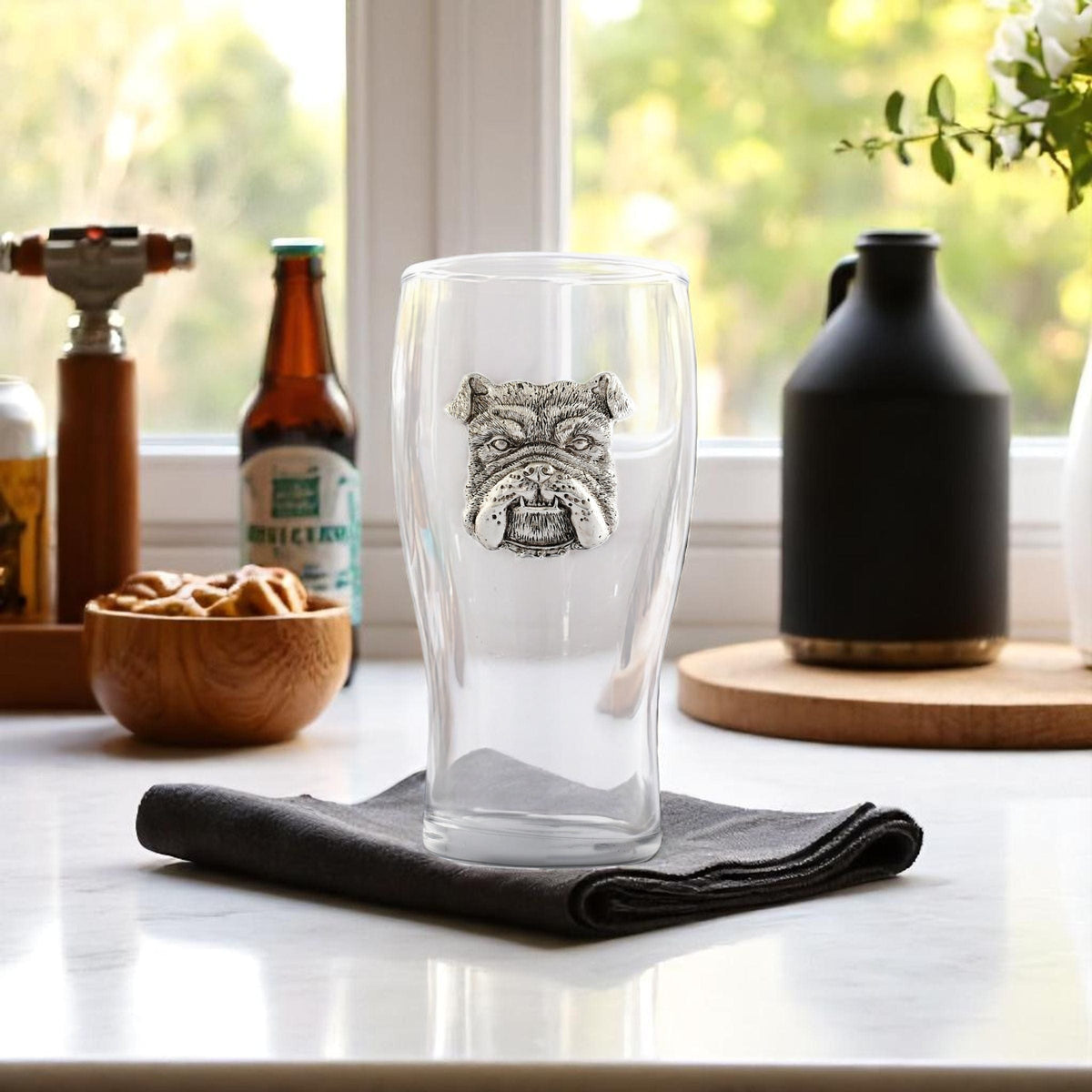 Arthur Court Wood Bowls / Boards Bulldog Beer Pint Glasses - Set of 4