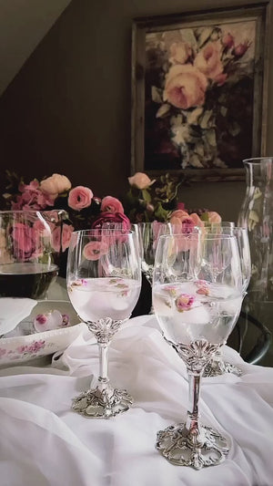 Fleur-De-Lis Wine Glasses
